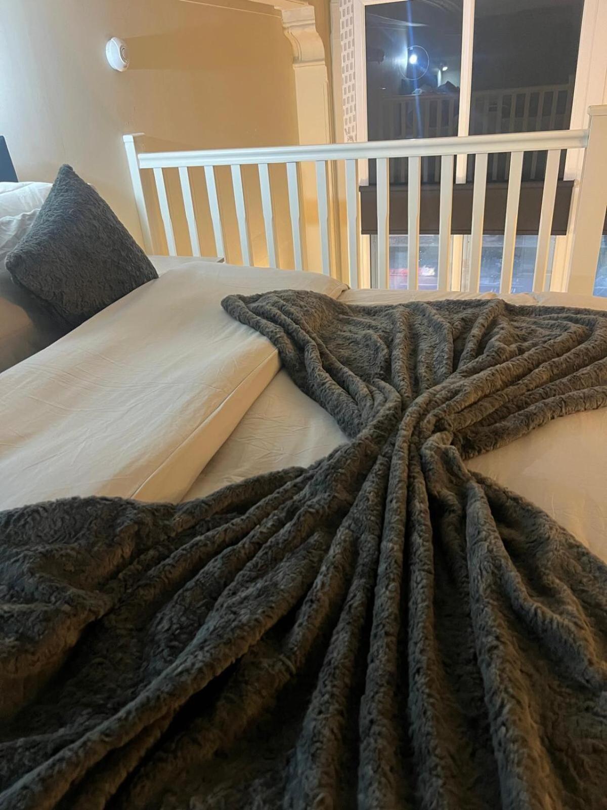 1 Bed In The Heart Of *